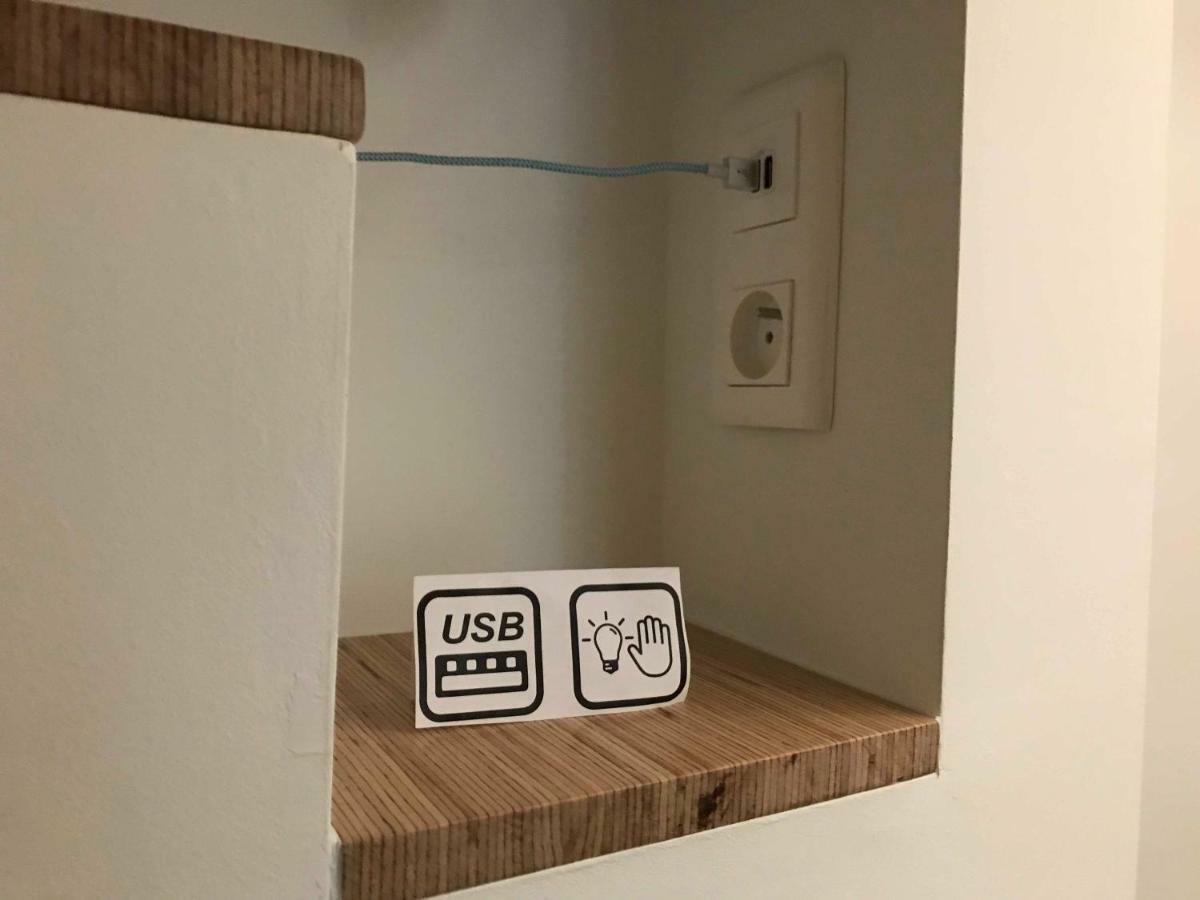 Le Penequet : L'Appartement Du Vieux Port ☺ Marseille Luaran gambar